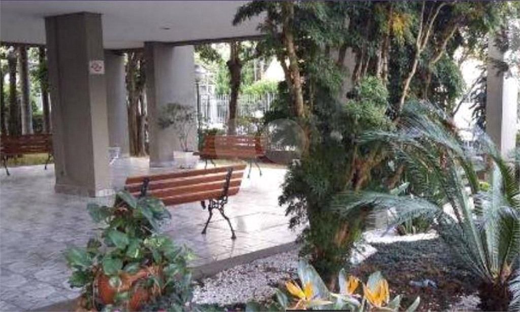 APARTAMENTO em VILA CARRÃO