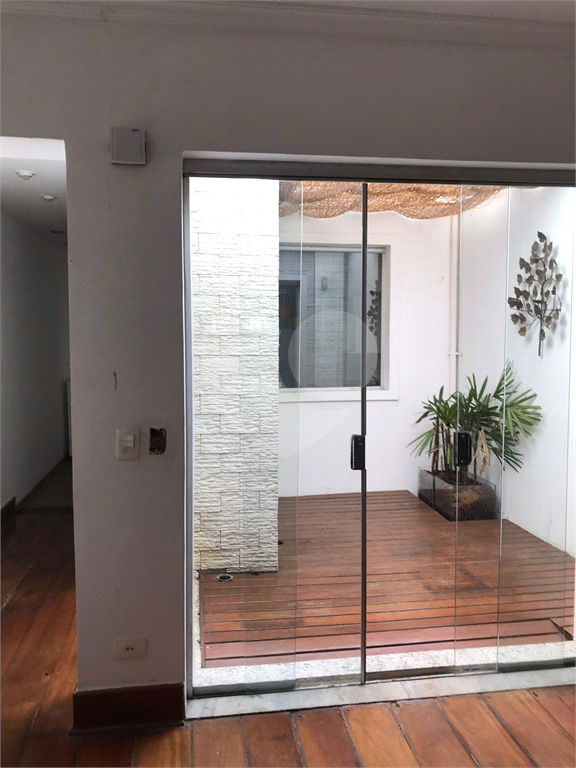 Casa de Vila com 2 Suítes na Vila Olímpia