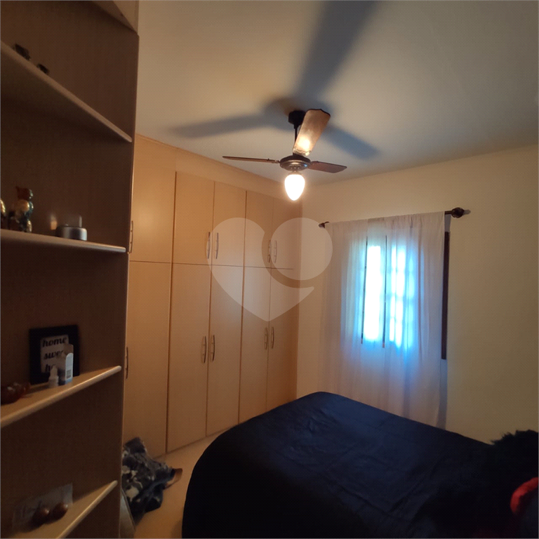 Sobrado de 4 quartos, piscina e 2 vagas Na Vila Maria.