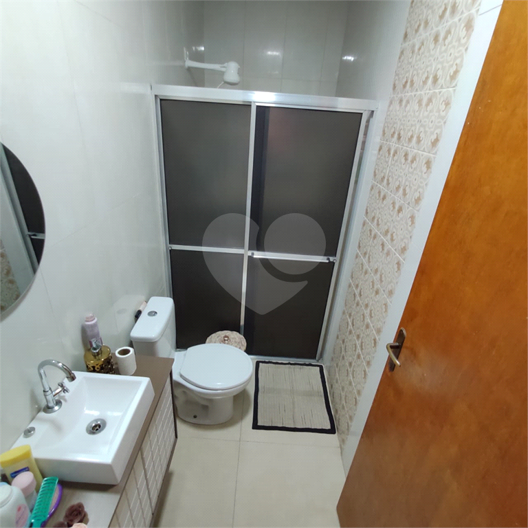 Sobrado de 4 quartos, piscina e 2 vagas Na Vila Maria.