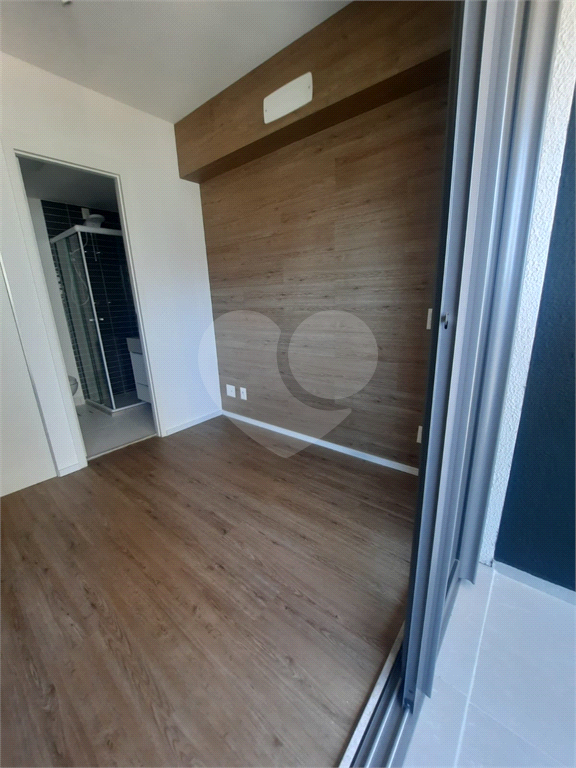 Studio na Vila Madalena ao lado do metro 