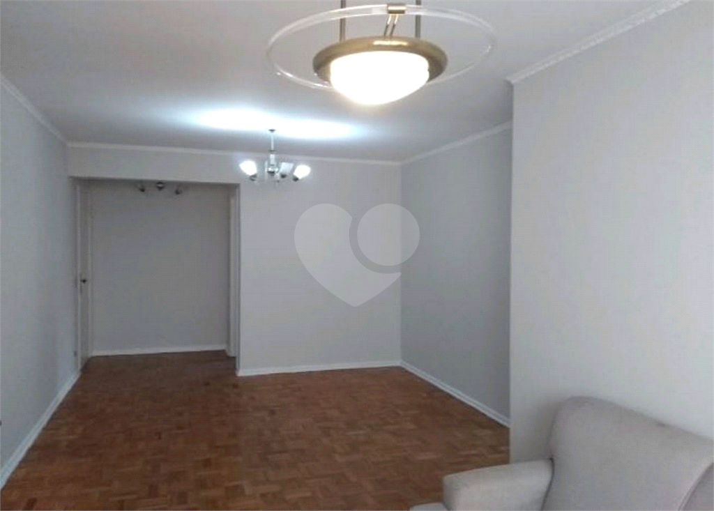 APARTAMENTO em TATUAPÉ