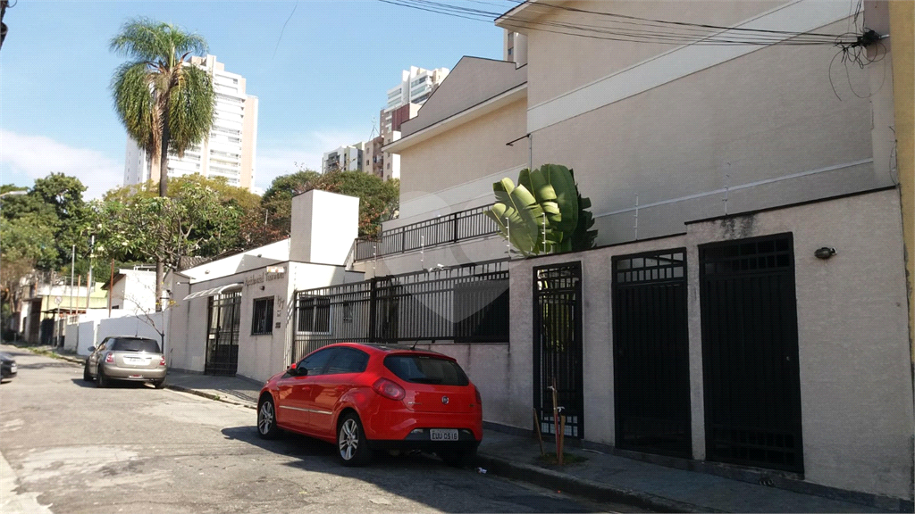 CONDOMÍNIO em SANTANA