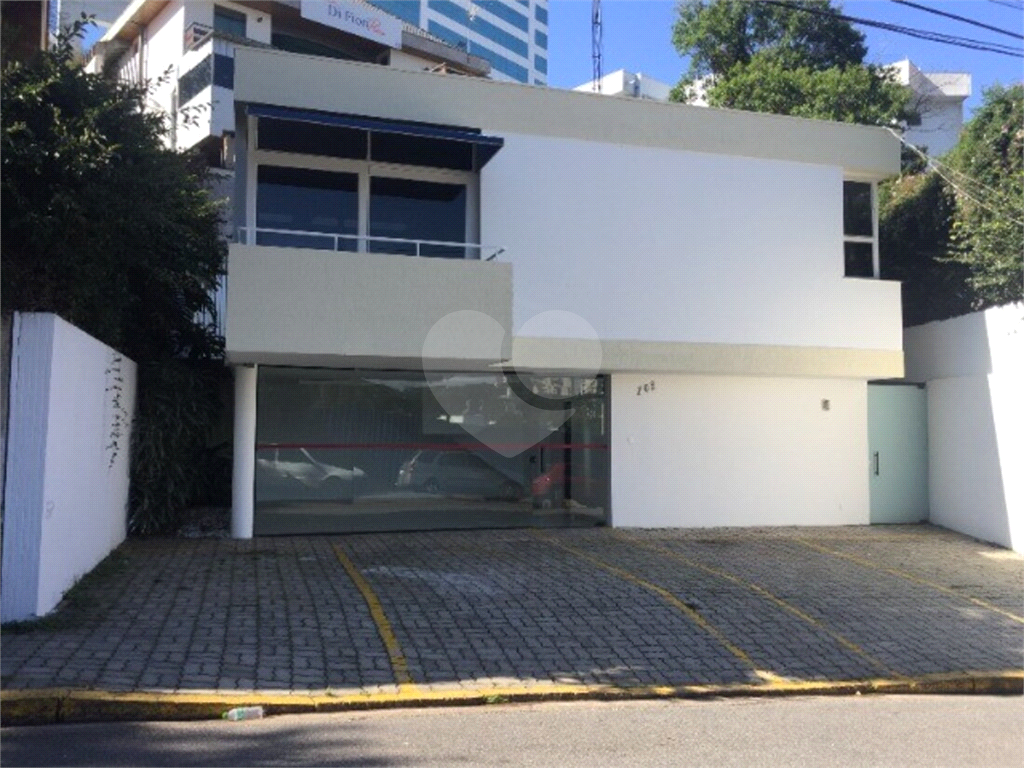 Casa à venda com 3 quartos, 224m² - Foto 10