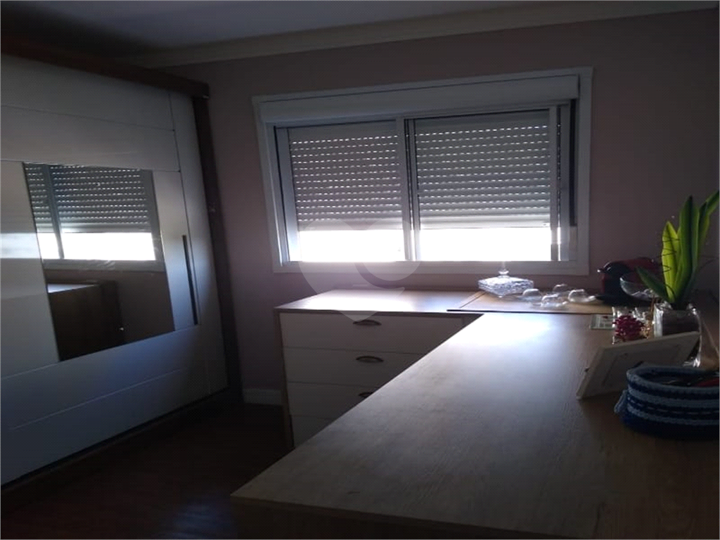 Apto com varanda gourmet no Belém Brás