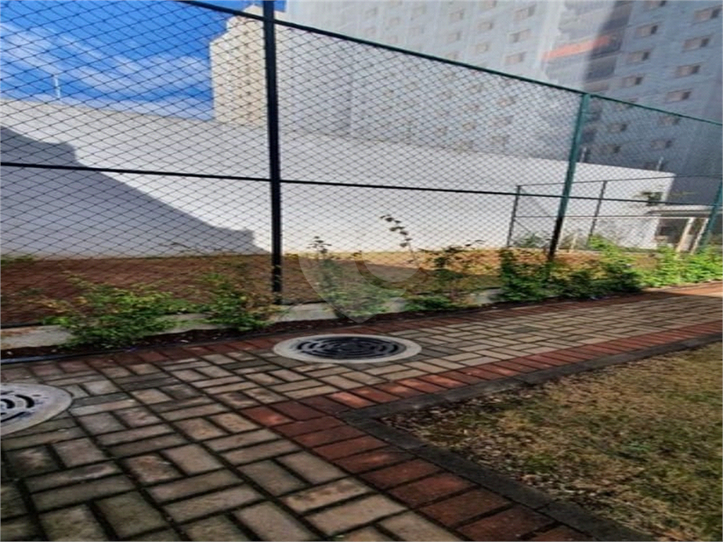 Apto com varanda gourmet no Belém Brás