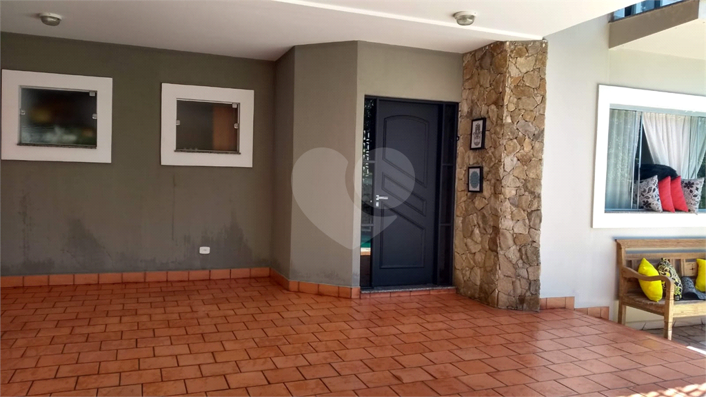 Sobrado à venda com 3 quartos, 400m² - Foto 2