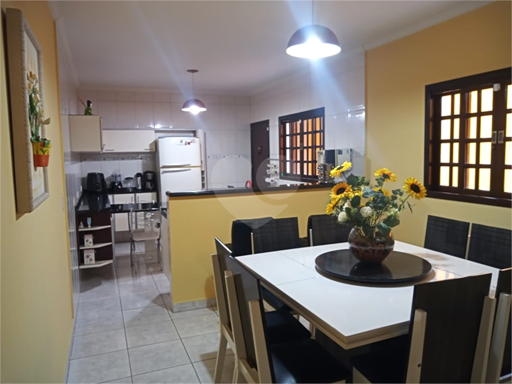 Sobrado à venda com 3 quartos, 124m² - Foto 4