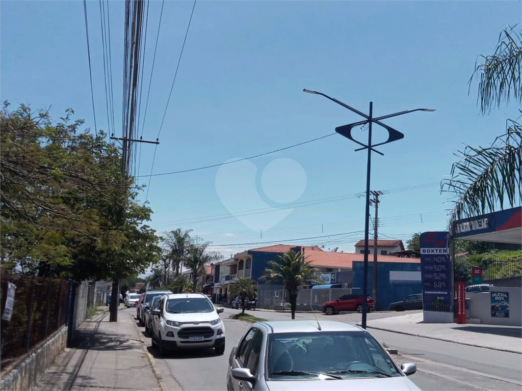 Terreno à venda com 3 quartos, 200m² - Foto 4