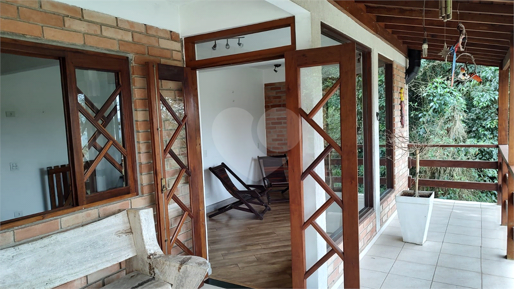 Casa de Condomínio à venda com 3 quartos, 230m² - Foto 14