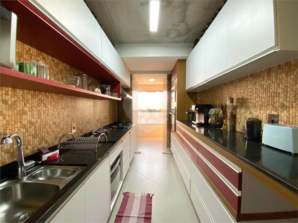 APARTAMENTO em SANTANA