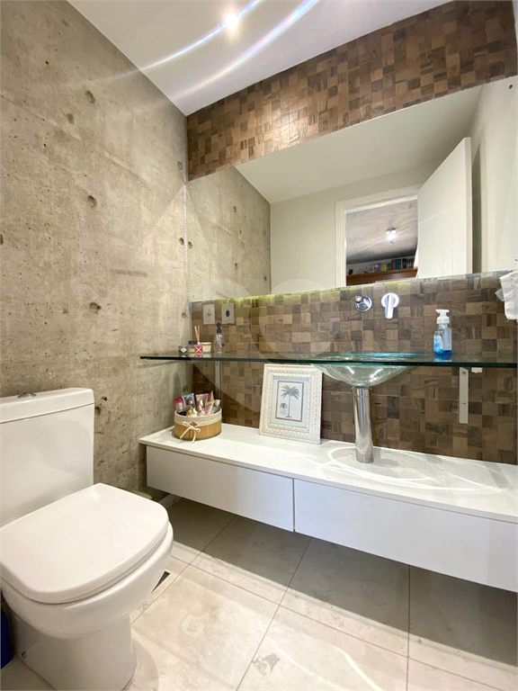 APARTAMENTO em SANTANA