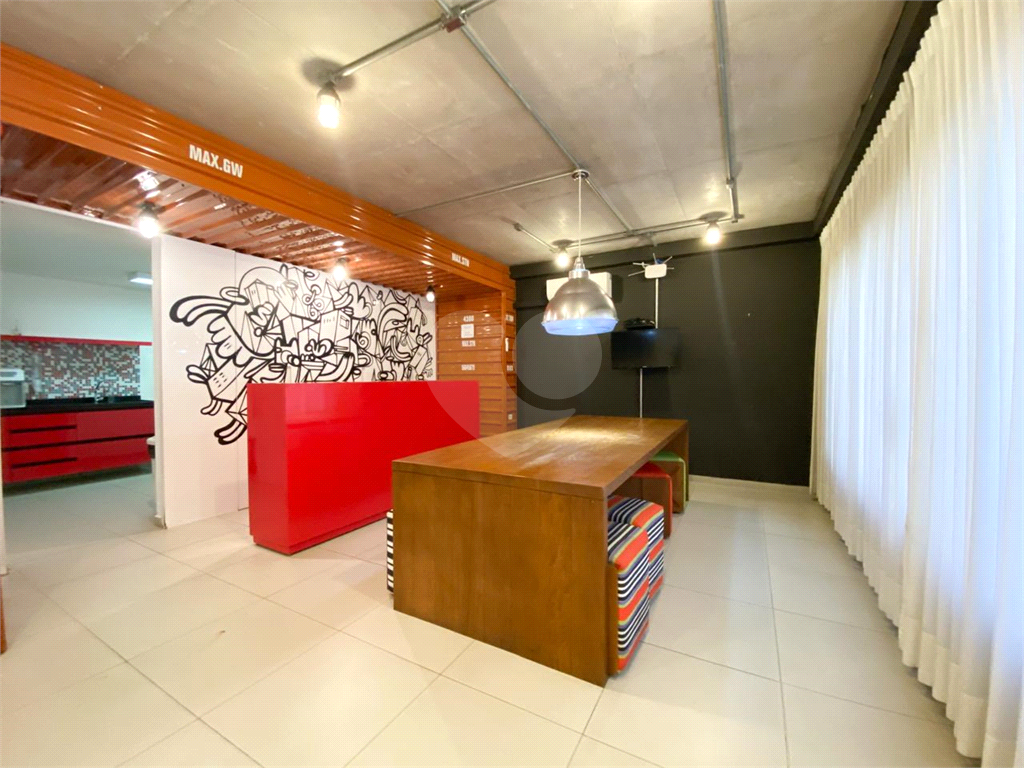 APARTAMENTO em SANTANA