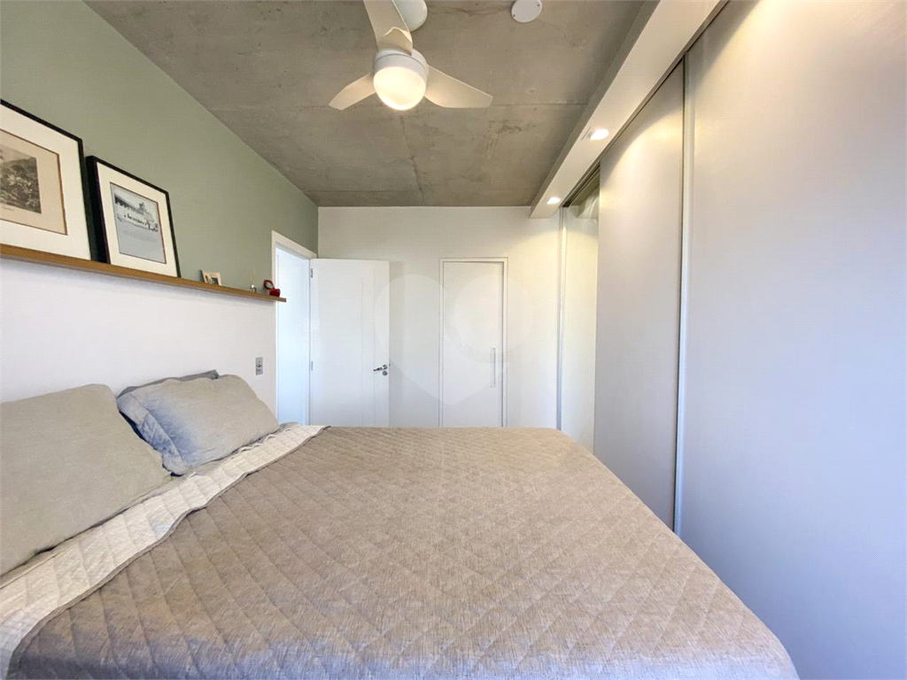 APARTAMENTO em SANTANA