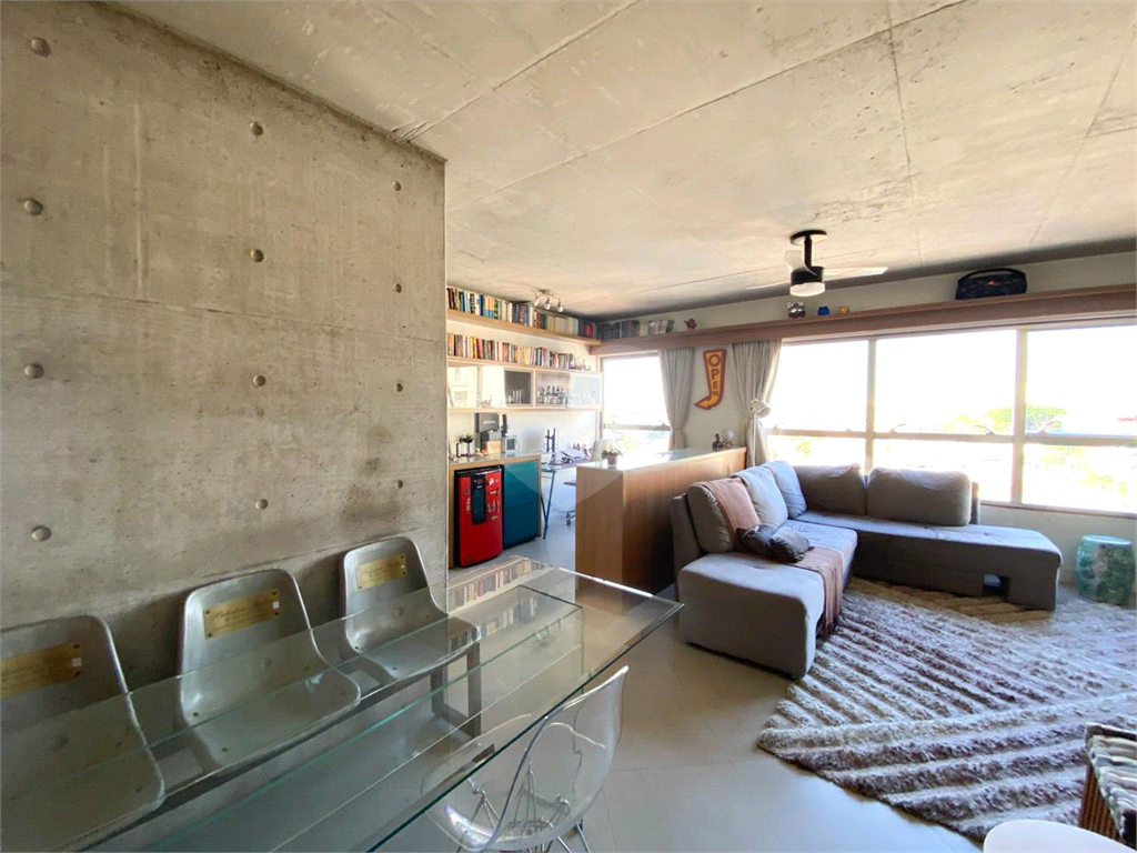 APARTAMENTO em SANTANA