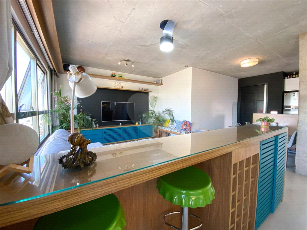 APARTAMENTO em SANTANA