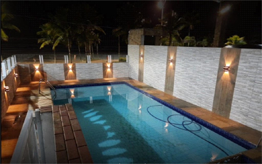 Apartamento para venda possui 82 metros quadrados com 2 quartos em Tupi - Praia Grande - SP