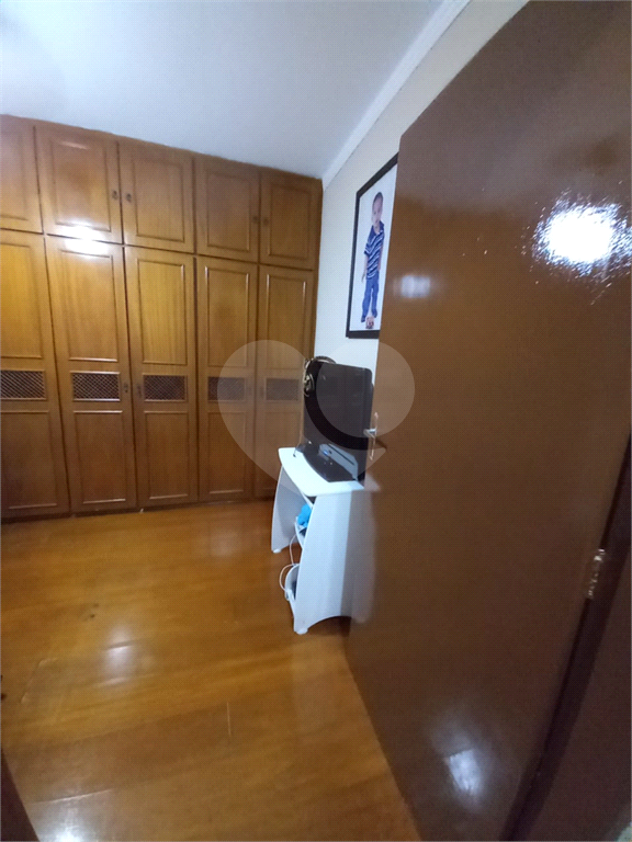 Apartamento para venda possui 82 metros quadrados com 2 quartos em Tupi - Praia Grande - SP