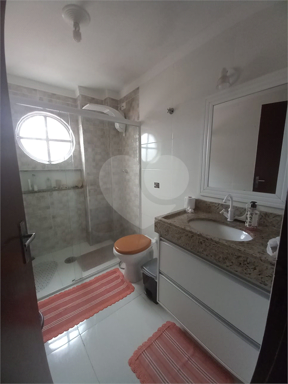 Apartamento para venda possui 82 metros quadrados com 2 quartos em Tupi - Praia Grande - SP