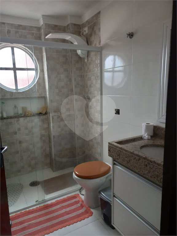 Apartamento para venda possui 82 metros quadrados com 2 quartos em Tupi - Praia Grande - SP
