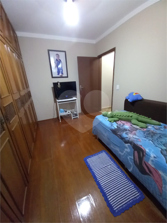Apartamento para venda possui 82 metros quadrados com 2 quartos em Tupi - Praia Grande - SP