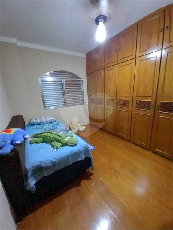 Apartamento para venda possui 82 metros quadrados com 2 quartos em Tupi - Praia Grande - SP
