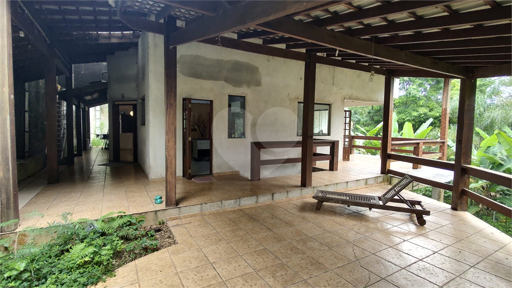 Casa de Condomínio à venda com 4 quartos, 250m² - Foto 26