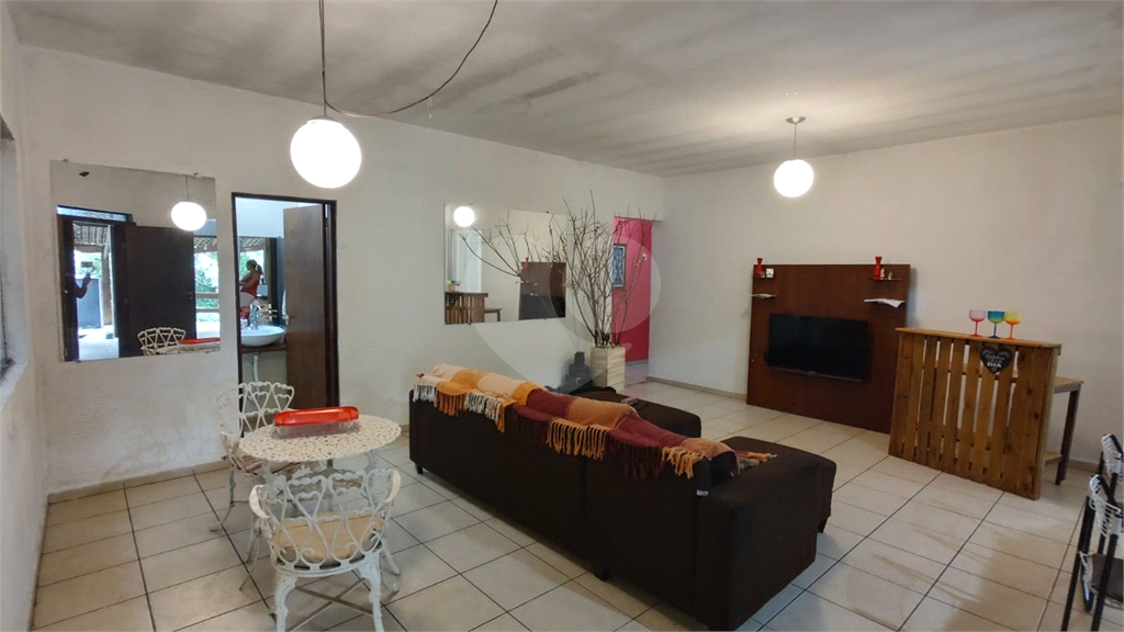 Casa de Condomínio à venda com 4 quartos, 250m² - Foto 17