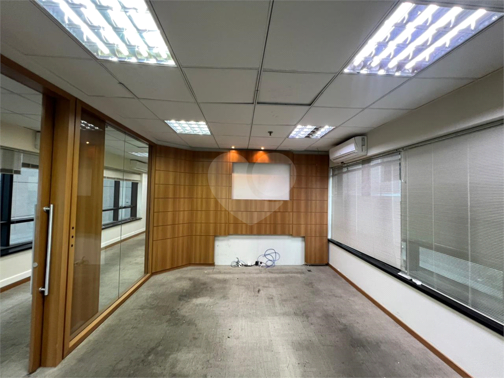 Lage comercial rua bela cintra