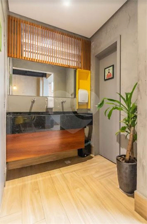 Casa Comercial à venda em PINHEIROS Área Útil: 233 m²