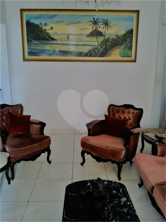 APARTAMENTO em BELA VISTA