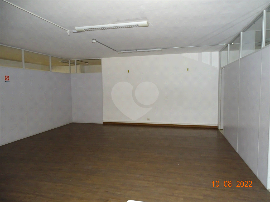 AMPLA SALA COMERCIAL 350M² NO CENTRO