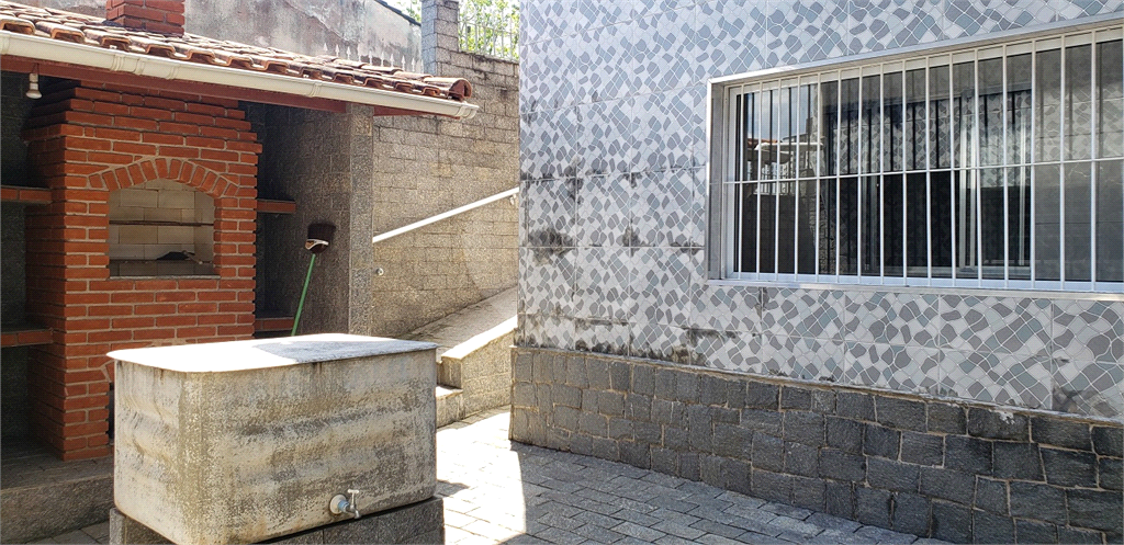Excelente Casa em Arujamérica com 250m² - 3 dormitórios