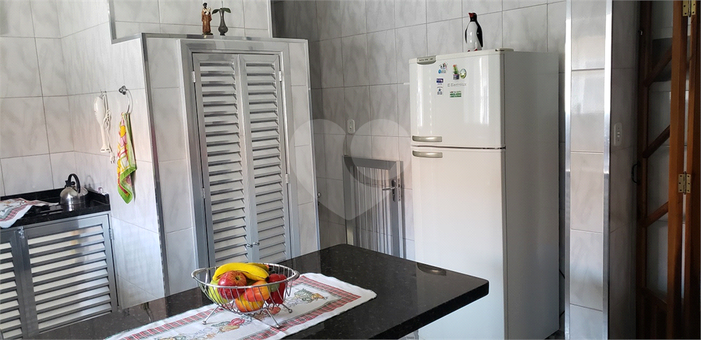 Excelente Casa em Arujamérica com 250m² - 3 dormitórios