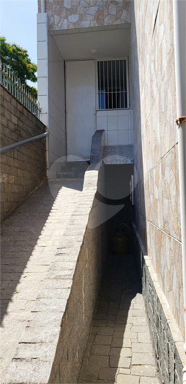 Excelente Casa em Arujamérica com 250m² - 3 dormitórios