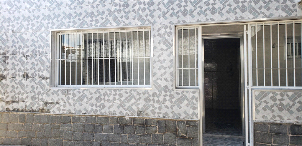 Excelente Casa em Arujamérica com 250m² - 3 dormitórios