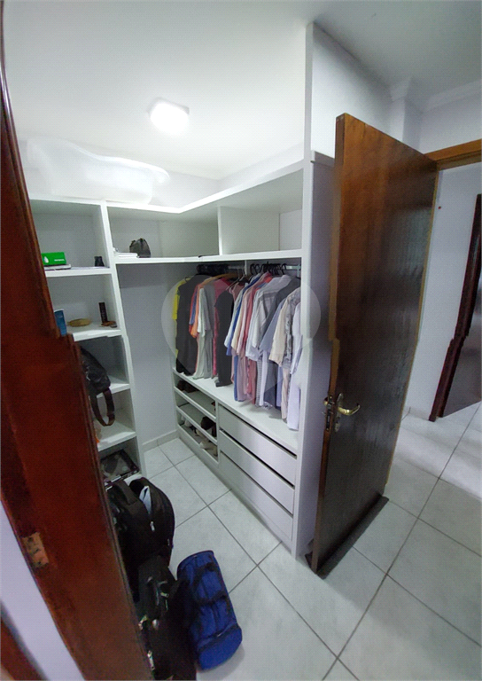 Casa à venda com 4 quartos, 200m² - Foto 10