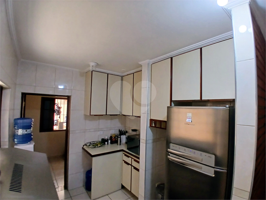 Sobrado reformado no Bortolândia com 3 dormitórios, garagem fechada 