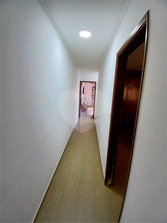 Sobrado reformado no Bortolândia com 3 dormitórios, garagem fechada 