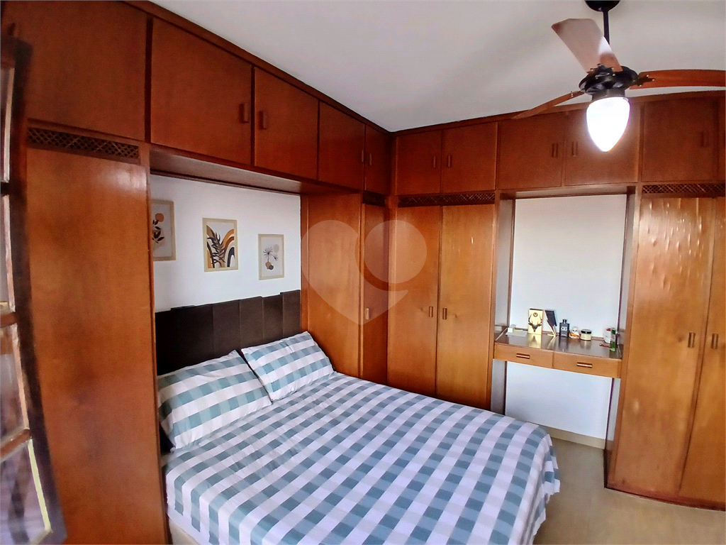 Sobrado reformado no Bortolândia com 3 dormitórios, garagem fechada 