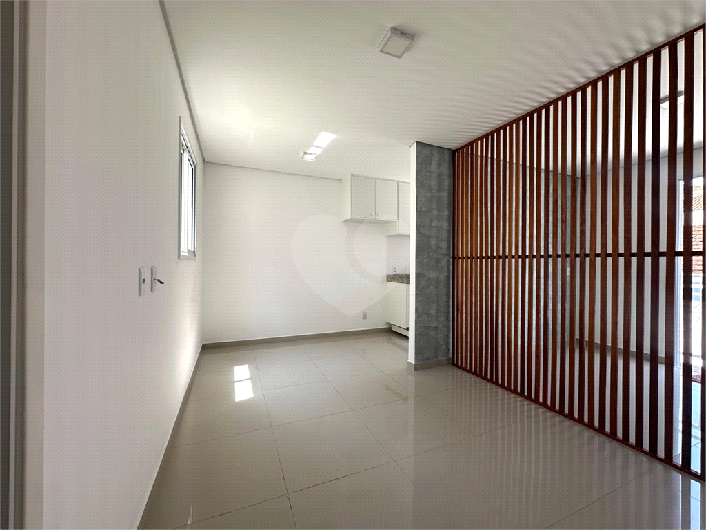 Casa em Condomínio - Estilo Studio em localização exclusiva Agua Fria
