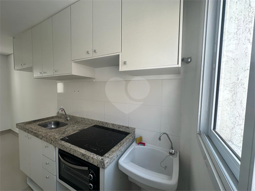 Casa em Condomínio - Estilo Studio em localização exclusiva Agua Fria
