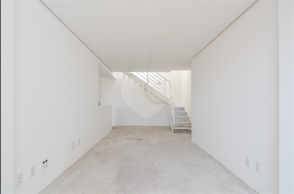 Cobertura Duplex no Alto da Lapa - Com 133m²  2 dormitorios, 1 Suite e 2 vagas