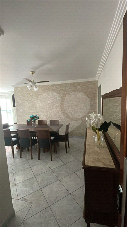 Apartamento à venda na Praia Grande 125m², 3 quartos, 1 vaga e piscina na Vila Tupi