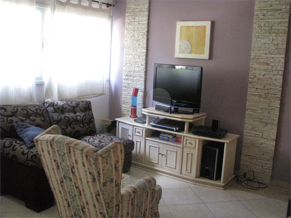 sobrado em condominio fechado