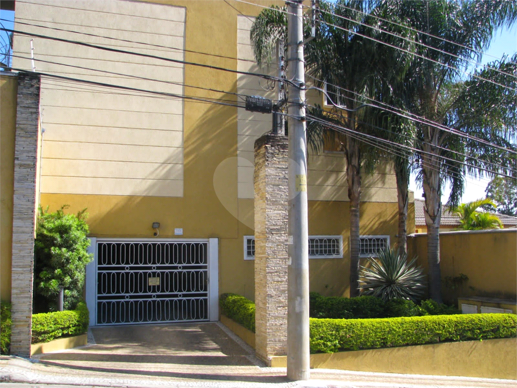 sobrado em condominio fechado