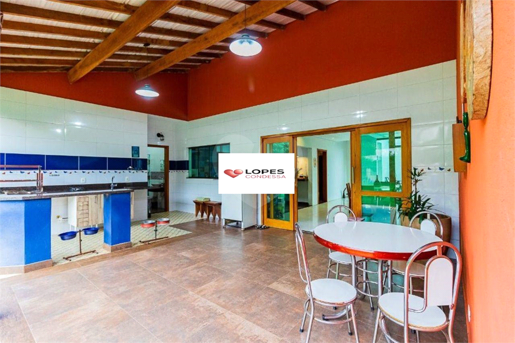 Casa de Condomínio à venda com 5 quartos, 349m² - Foto 18