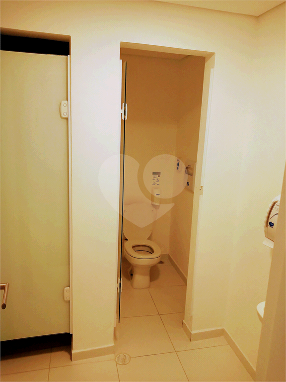 ÓTIMA SALA COMERCIAL COM 360M² NA REPÚBLICA