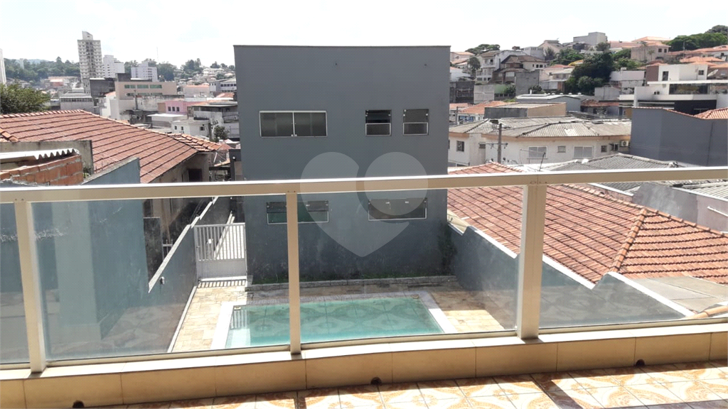 PREDIO / COMERCIAL AGUA FRIA