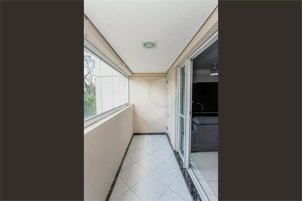 Apartamento Parque São Domingos 3 suítes, e 5 banheiros no total, 2 vagas de garagem e deposito